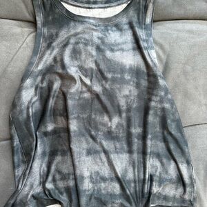 Beyond Yoga, XL tank top or muscle tee. Gray Tie-Dye. Sleeveless.